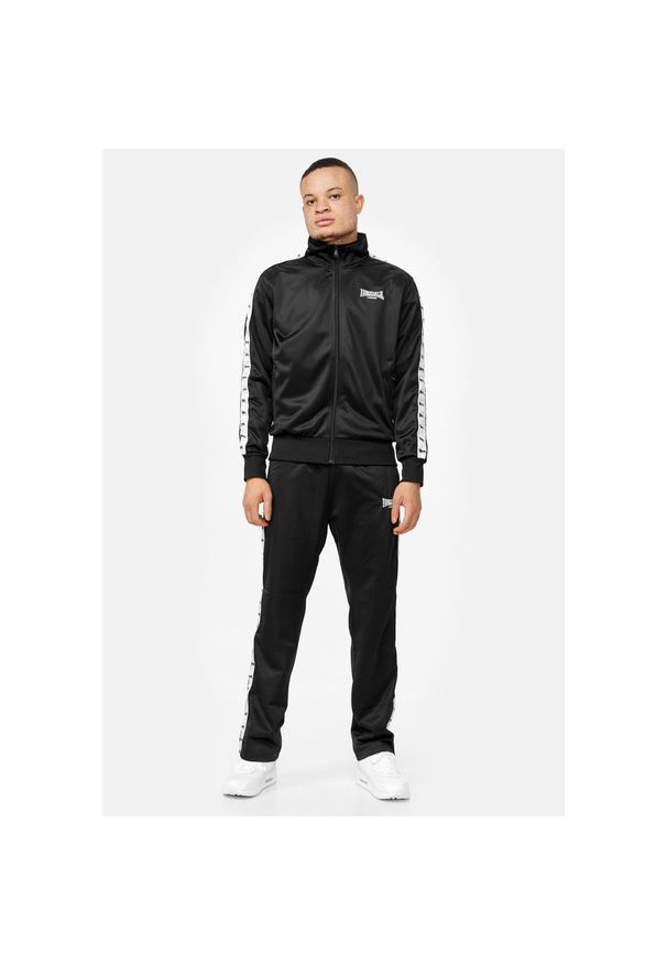 Dres Lonsdale Wyberton. Kolor: czarny. Materiał: dresówka. Wzór: aplikacja