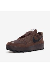 Buty Sportowe Męskie Nike C1ty. Kolor: brązowy