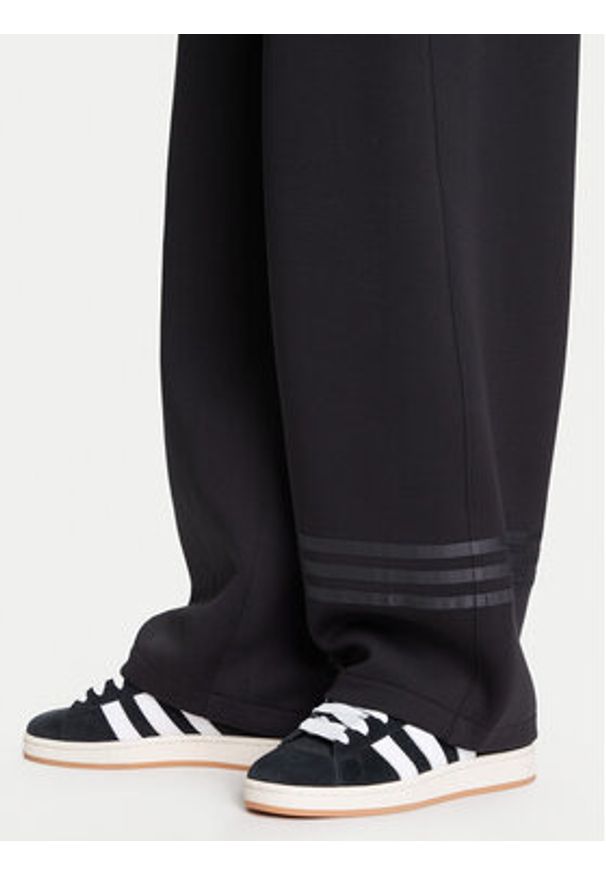 Adidas - adidas Spodnie dresowe Neuclassics JW5445 Czarny Loose Fit. Kolor: czarny. Materiał: bawełna, syntetyk