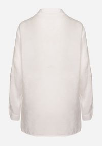 Born2be - Biała Koszula z Modalem i Ozdobnymi Kieszeniami Mavisene. Okazja: na co dzień. Kolor: biały. Materiał: jeans. Styl: klasyczny, casual, elegancki #6