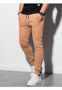Ombre Clothing - Spodnie męskie dresowe joggery P948 - camel - XXL. Kolor: brązowy. Materiał: dresówka