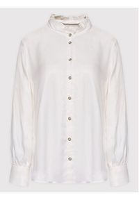 Karen by Simonsen Koszula Misty 10103988 Biały Regular Fit. Kolor: biały. Materiał: wiskoza