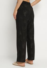Born2be - Czarne Spodnie o Prostym Kroju z Gumką w Talii Mirea. Okazja: na co dzień, na spotkanie biznesowe. Kolor: czarny. Styl: biznesowy, elegancki, casual #3