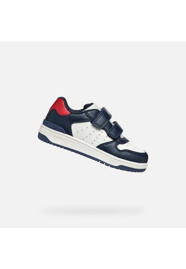 Trampki Geox Model J Washiba Kolor Niebieski. Okazja: na co dzień. Kolor: niebieski, wielokolorowy, biały. Materiał: syntetyk, tkanina