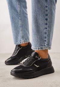 Born2be - Czarne Sneakersy na Grubej Podeszwie ze Skórzaną Wkładką i Napisem Airarge. Okazja: na co dzień. Zapięcie: sznurówki. Kolor: czarny. Materiał: skóra. Wzór: napisy #1