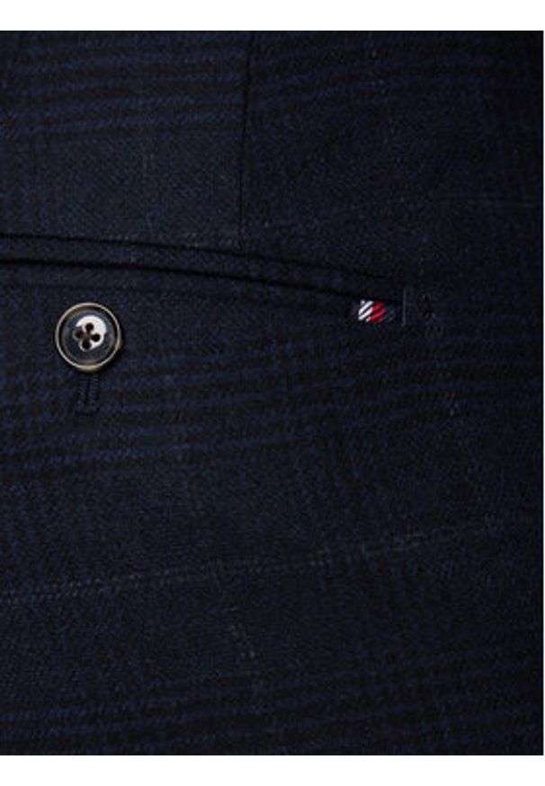 TOMMY HILFIGER - Tommy Hilfiger Chinosy Denton MW0MW40782 Granatowy Slim Fit. Kolor: niebieski. Materiał: syntetyk