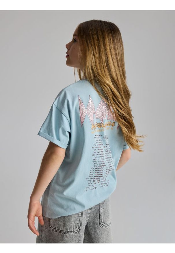 Reserved - T-shirt Def Leppard - jasnoniebieski. Kolor: niebieski. Materiał: bawełna