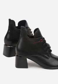 Born2be - Czarne Sznurowane Botki Trzewiki VICES na Słupku z Asymetryczną Cholewką Salles. Okazja: na co dzień. Zapięcie: sznurówki. Kolor: czarny. Materiał: jeans. Szerokość cholewki: normalna. Obcas: na słupku. Styl: casual, elegancki. Wysokość obcasa: średni #5
