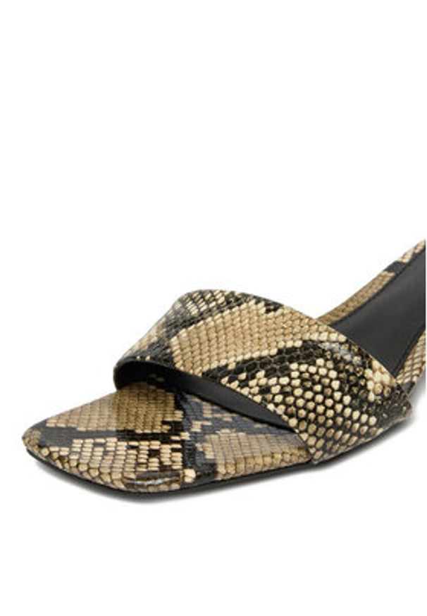 Gino Rossi - GINO ROSSI Klapki EO-V2229-111 Beżowy. Kolor: beżowy. Materiał: skóra