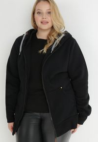 Born2be - Czarna Bluza z Kapturem i Podszewką z Polaru Panenia. Typ kołnierza: kaptur. Kolekcja: plus size. Kolor: czarny. Materiał: polar