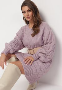 Born2be - Jasnofioletowy Oversizowy Sweter o Długim Kroju z Ozdobnym Splotem Sapodis. Kolor: fioletowy. Długość rękawa: długi rękaw. Długość: długie. Wzór: ze splotem #4