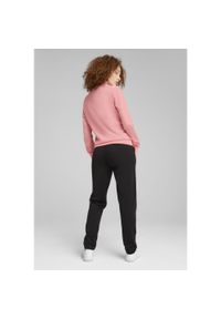Dres Puma Poly Suit Op, Kobiety. Kolor: różowy. Materiał: dresówka, poliester. Wzór: nadruk