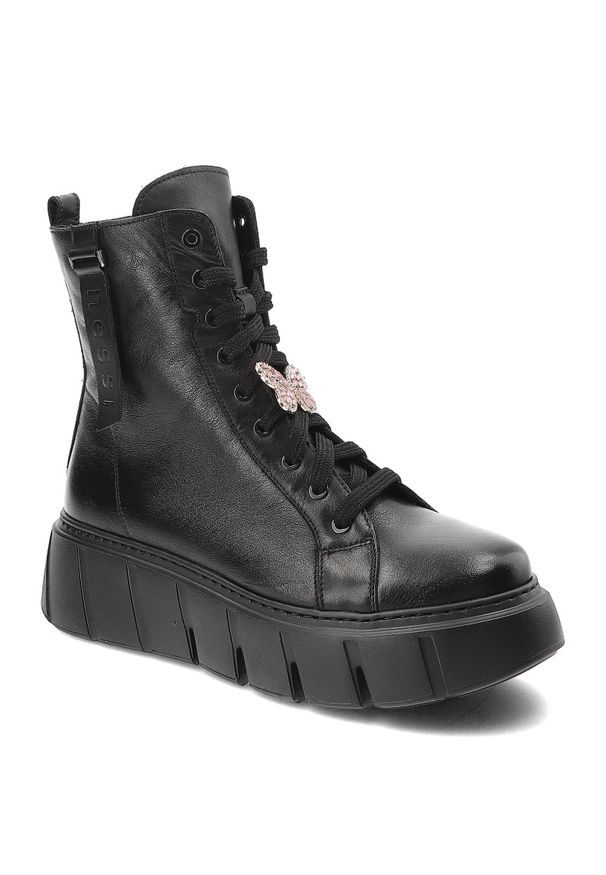 Czarne Botki Nessi Modne Obuwie Damskie Z Motylem. Okazja: na co dzień. Zapięcie: sznurówki. Kolor: czarny. Materiał: skóra. Styl: casual