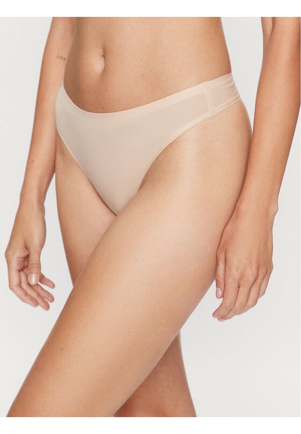 Chantelle Stringi Soft Stretch C26490 Beżowy. Kolor: beżowy. Materiał: bawełna