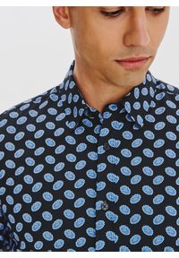 Pako Lorente - PAKO LORENTE – Granatowa koszula w kwiaty. Kolor: czarny, niebieski. Materiał: elastan, bawełna. Długość rękawa: długi rękaw. Długość: długie. Wzór: kwiaty #4