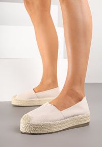 Born2be - Beżowe Espadryle na Plecionej Podeszwie z Ozdobnymi Noskami Litherise. Okazja: na co dzień. Kolor: beżowy. Materiał: len. Wzór: aplikacja. Sezon: lato. Styl: elegancki, casual #3