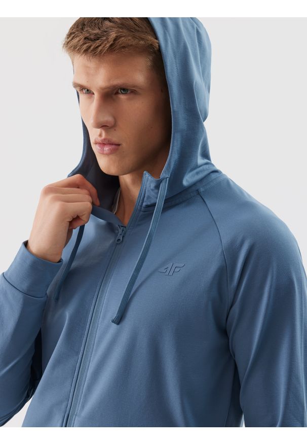 4f - 4F Bluza treningowa rozpinana z kapturem męska - granatowa 3XL. Typ kołnierza: kaptur. Kolor: niebieski. Materiał: włókno, elastan, dzianina, materiał, syntetyk. Długość rękawa: raglanowy rękaw. Wzór: gładki, jednolity, ze splotem. Styl: sportowy. Sport: fitness