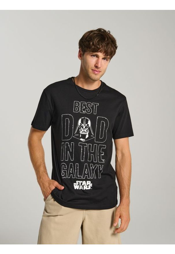 Sinsay - Koszulka z nadrukiem dla taty Star Wars - czarny. Kolor: czarny. Wzór: motyw z bajki, nadruk