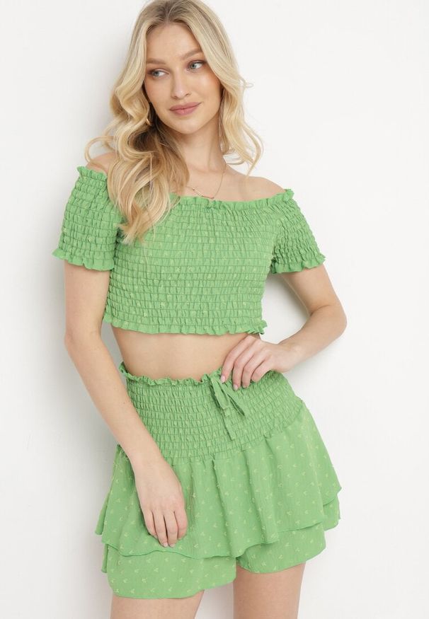 Born2be - Zielony Komplet Top w Stylu Hiszpanki i Spódnico-Szorty z Gumką Quillatta. Kolor: zielony. Wzór: aplikacja
