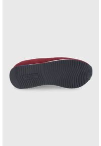 U.S. Polo Assn. Buty kolor bordowy. Nosek buta: okrągły. Zapięcie: sznurówki. Kolor: czerwony. Materiał: guma