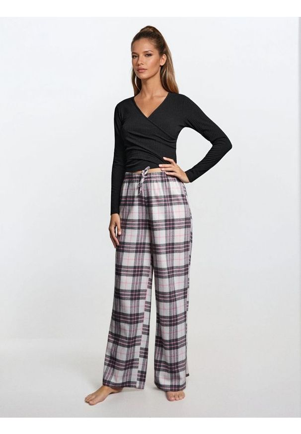 Sinsay - Spodnie od piżamy w kratę - różowy. Kolor: różowy