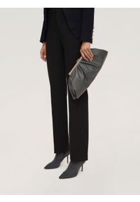 Kazar - Elegancka skórzana torebka pouch bag w szarym kolorze. Kolor: szary. Materiał: skórzane. Styl: elegancki. Rodzaj torebki: do ręki #5