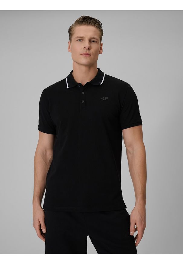 4f - 4F Koszulka polo regular męska - czarna S. Okazja: na spacer, na co dzień, do pracy. Typ kołnierza: polo. Kolor: czarny. Materiał: dzianina, skóra, materiał. Styl: casual, klasyczny