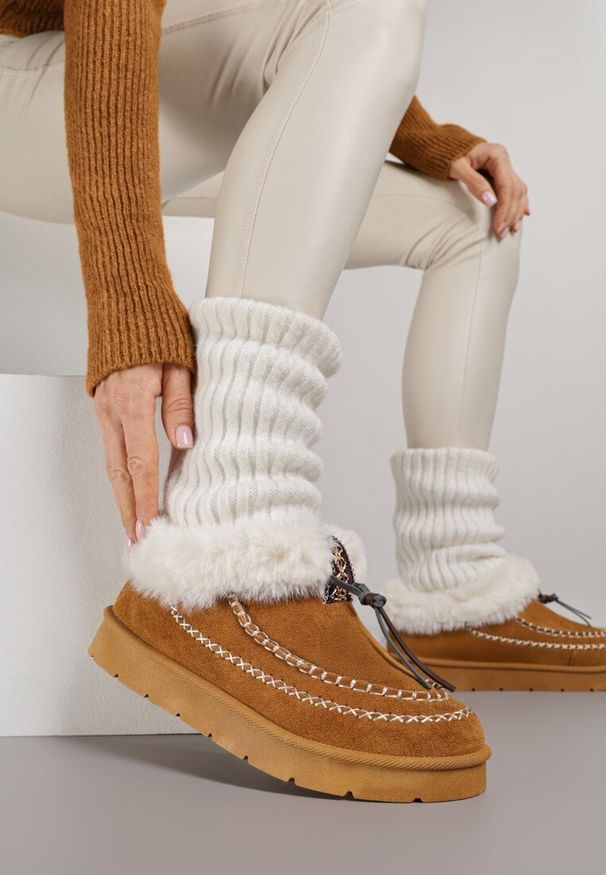 Born2be - Brązowe Śniegowce na Grubej Podeszwie z Futerkiem i Przeszciami Linafra. Okazja: na co dzień. Kolor: brązowy. Materiał: futro. Styl: casual, elegancki