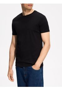 Reserved - T-shirt slim z bawełny pima - czarny. Kolor: czarny. Materiał: bawełna