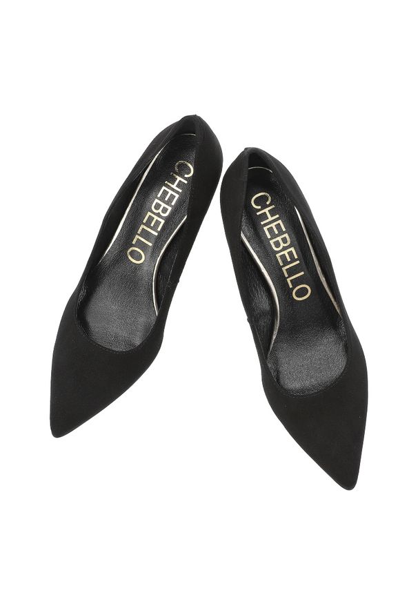 CheBello - Czarne Czółenka Chebello Zamszowe Obuwie Damskie Na Obcasie. Kolor: czarny. Materiał: zamsz. Wzór: geometria. Obcas: na obcasie. Styl: wizytowy, klasyczny. Wysokość obcasa: niski