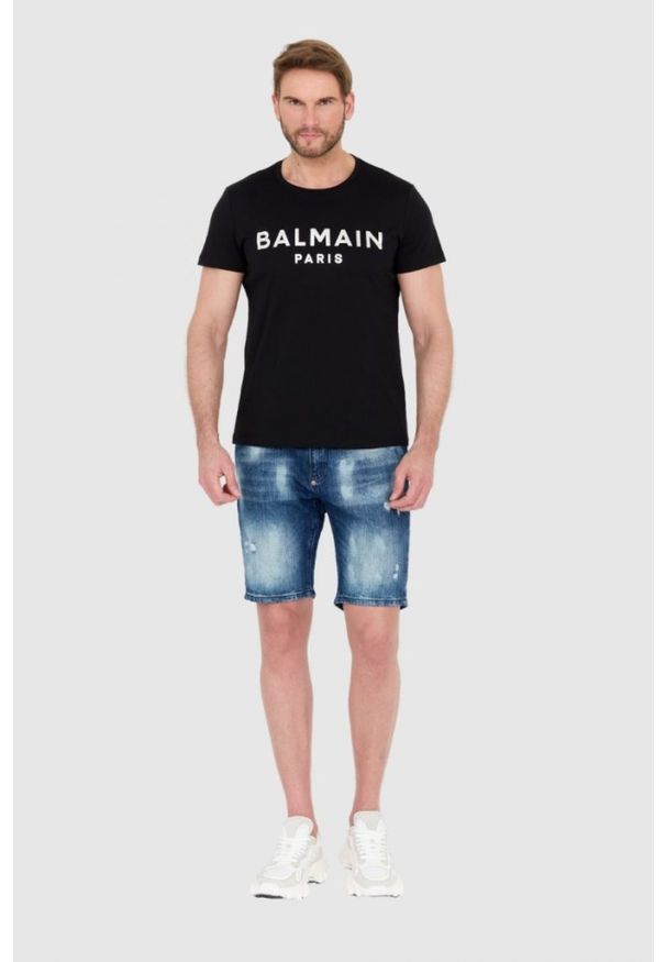 Balmain - BALMAIN Czarny t-shirt męski ze srebrnym logo. Kolor: czarny