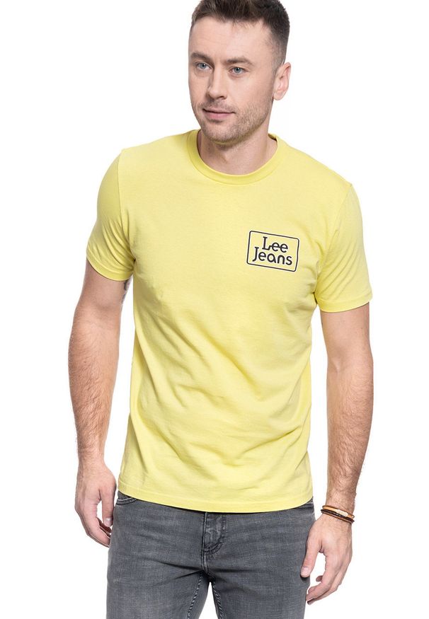 Lee - MĘSKI T-SHIRT LEE LEE JEANS TEE SUNBURST REGULAR FIT L65LFENN 112116081. Materiał: jeans