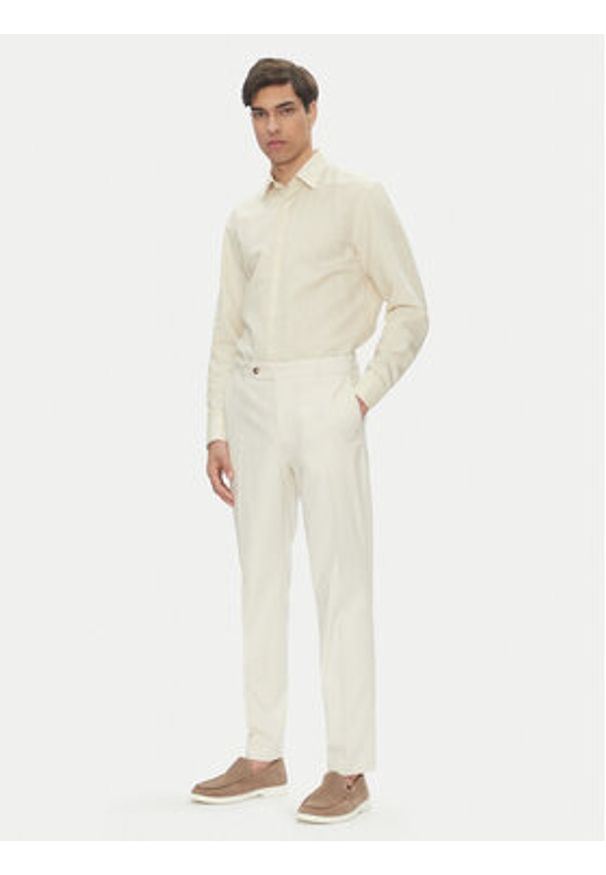 BOSS Chinosy C-Perin 50544005 Écru Relaxed Fit. Materiał: syntetyk