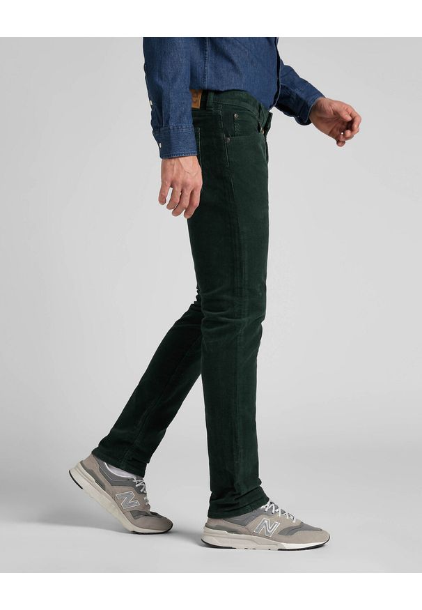 Lee - LEE LUKE MĘSKIE SPODNIE JEANSOWE DŻINSY KELP L719AXIN 112321580