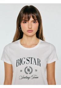 Big-Star - Koszulka damska z kontrastowym nadrukiem biała Ratta 100. Okazja: na co dzień. Kolor: biały. Materiał: materiał, jeans, dzianina. Wzór: nadruk. Styl: elegancki, casual #2