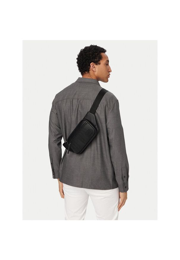 Hugo - Nerka HUGO. Kolor: czarny