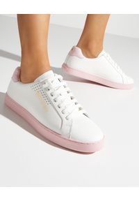 PALM ANGELS - Biało-różowe sneakersy ze skóry. Kolor: biały. Materiał: skóra. Szerokość cholewki: normalna. Wzór: aplikacja