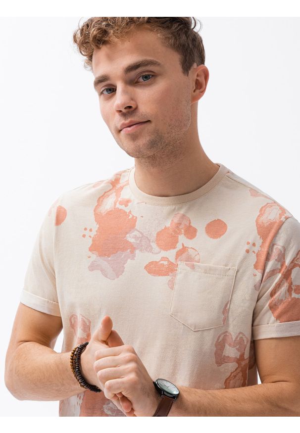 Beżowy t-shirt Ombre Clothing z nadrukiem