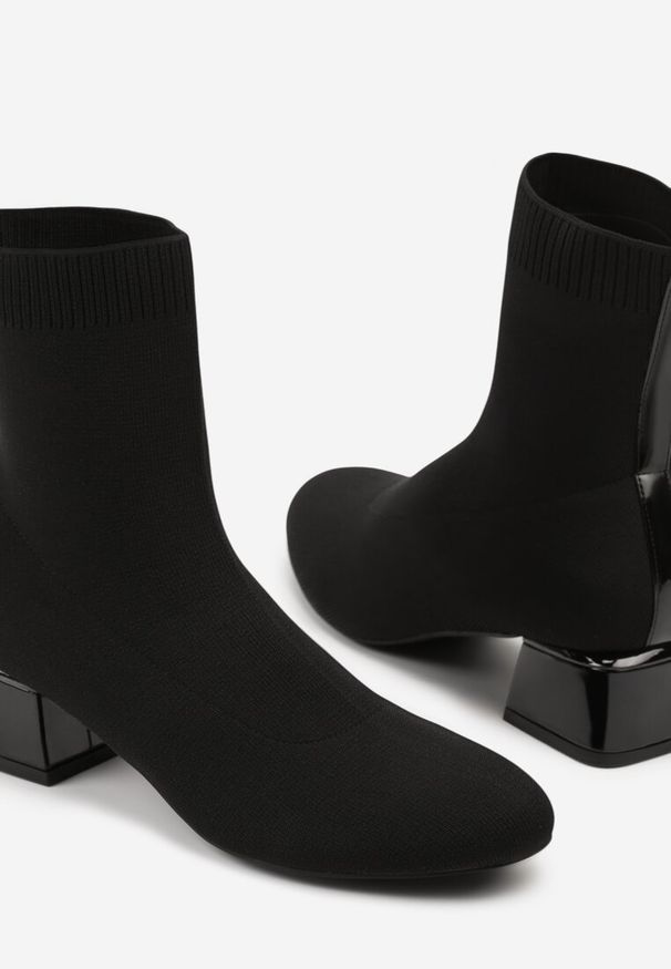 Born2be - Czarne Botki Vices na Stożkowym Obcasie ze Skarpetkową Cholewką Aturrie. Okazja: na co dzień. Zapięcie: bez zapięcia. Kolor: czarny. Materiał: jeans. Szerokość cholewki: normalna. Obcas: na obcasie. Styl: casual, elegancki. Wysokość obcasa: średni