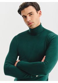 Pako Lorente - PAKO LORENTE - Ciemnozielony gładki golf męski. Typ kołnierza: golf. Kolor: niebieski, zielony, czarny. Materiał: poliamid, bawełna, elastan. Wzór: gładki. Sezon: jesień #10