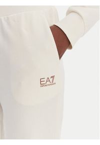 EA7 Emporio Armani Dres 7W000115 AF13135 U0004 Beżowy Regular Fit. Kolor: beżowy. Materiał: bawełna #5
