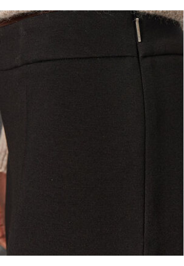 BOSS - Boss Spodnie materiałowe Tilunara 50490056 Czarny Regular Fit. Kolor: czarny. Materiał: wiskoza