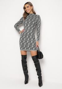 Born2be - Szara Sukienka Mini ze Sweterkowego Materiału w Geometryczny Wzór Lenikes. Kolor: szary. Materiał: materiał. Wzór: geometria. Długość: mini #3