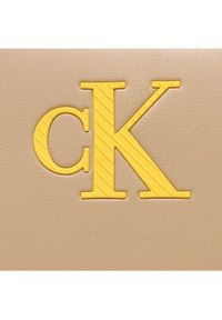 Calvin Klein Jeans Torebka Sleek Camera Bag 18 Solid K60K610321 Brązowy. Kolor: brązowy. Materiał: skórzane #4