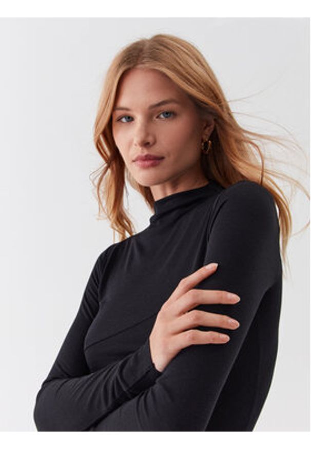 Calvin Klein Sukienka codzienna K20K205755 Czarny Slim Fit. Okazja: na co dzień. Kolor: czarny. Materiał: bawełna. Typ sukienki: proste. Styl: casual