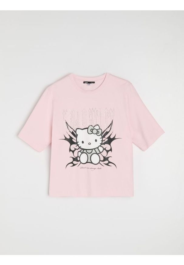 Sinsay - Bawełniana koszulka z nadrukiem i dżetami Hello Kitty - różowy. Kolor: różowy. Materiał: bawełna. Wzór: nadruk, motyw z bajki