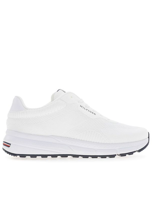TOMMY HILFIGER - Buty męskie Tommy Hilfiger Lightweight RWB Knit FM0FM05423-YBS - białe. Okazja: na co dzień. Kolor: biały. Materiał: tkanina, poliester, dzianina, materiał. Szerokość cholewki: normalna