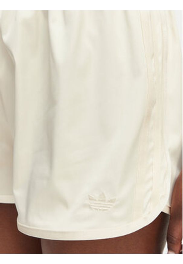 Adidas - adidas Szorty sportowe Pearl Jacquard KE3423 Écru Loose Fit. Kolor: kremowy. Materiał: syntetyk