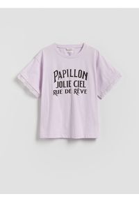 Reserved - T-shirt z nadrukiem - lawendowy. Kolor: fioletowy. Materiał: bawełna. Wzór: nadruk