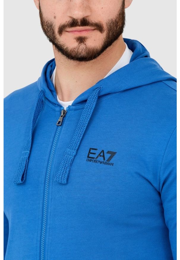 EA7 Emporio Armani - EA7 Niebieska bluza męska z kapturem. Typ kołnierza: kaptur. Kolor: niebieski